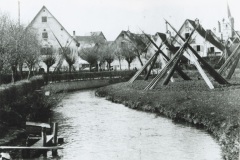 06_5-Hopfenstangen-Kopfweiden-Randevouz