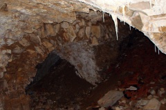 4-menschengemachte-Hoehlen