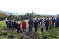 Im-Gruenen-heisst-die-Station-ueber-Schnaittach-wo-die-Chrogemeinschaft-ihre-Gaeste-mit-einem-froehlichen-Wanderlied-unterhielt